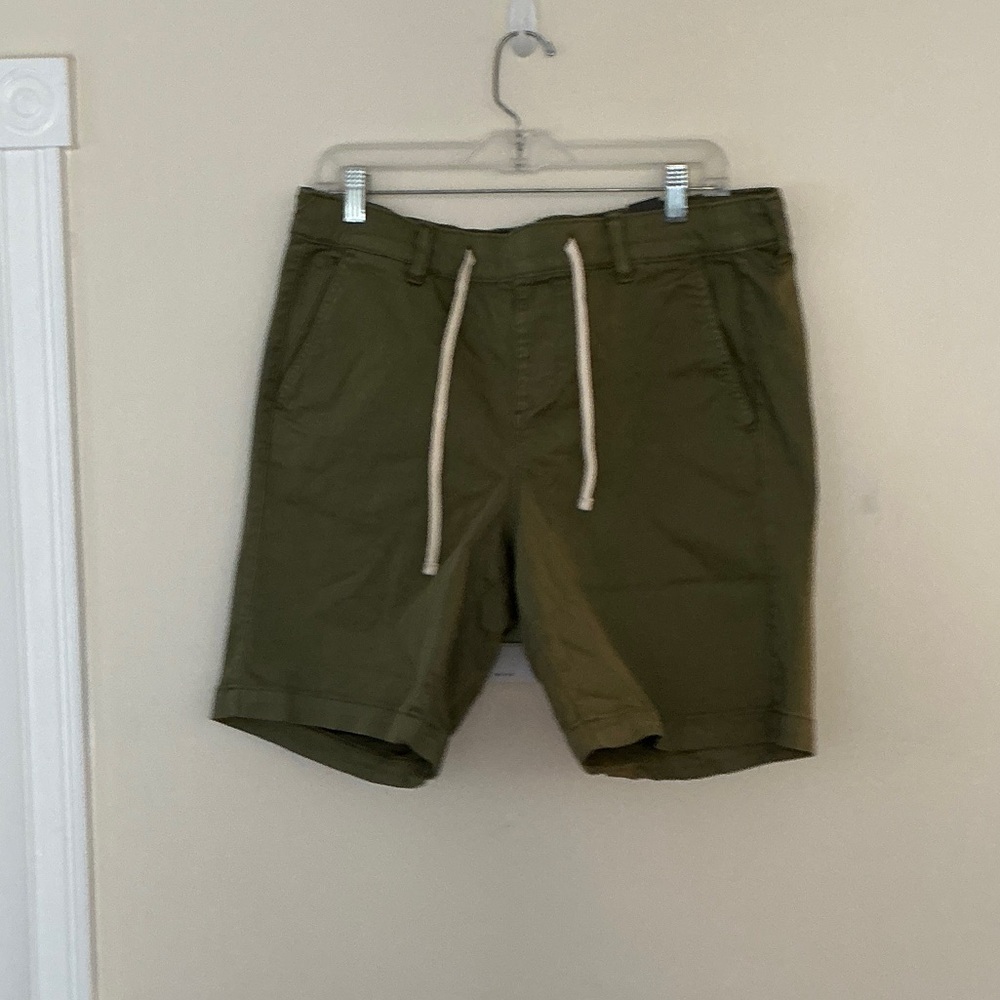 Torrid Women's Olive Cargo Shorts